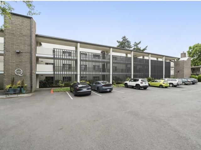 Condo for sale in Oregonia