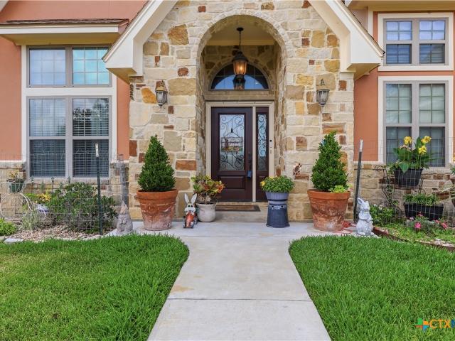 House for sale in Goliad, Texas