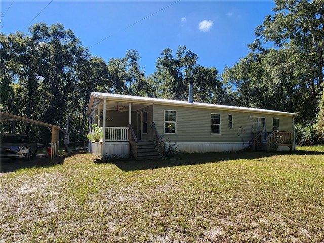 House for sale in Trenton, Florida