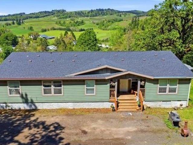 House for sale in Oregonia