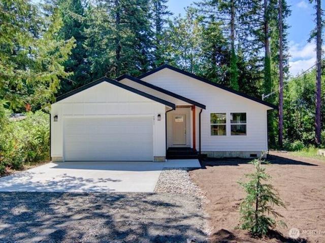 House for sale in Deming, Washington