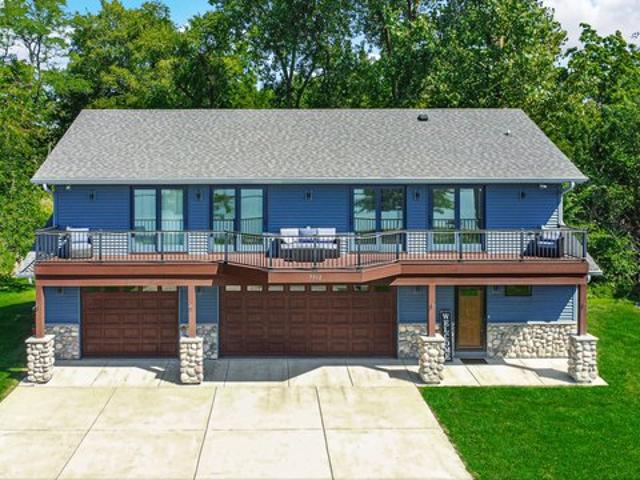 House for sale in Cedar Lake, Indiana