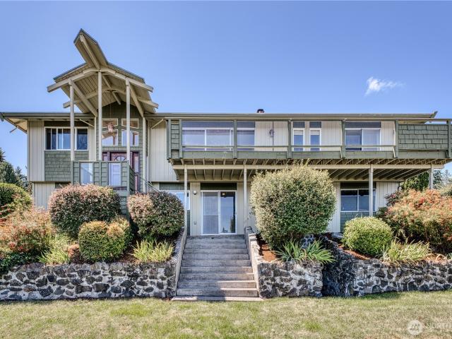 House for sale in Manchester, Kitsap County