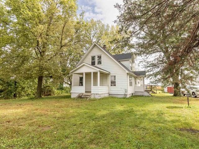House for sale in Cedar Falls, Black Hawk County