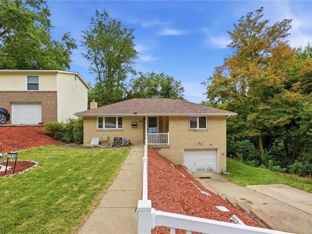 House for sale in Verona, Pennsylvania