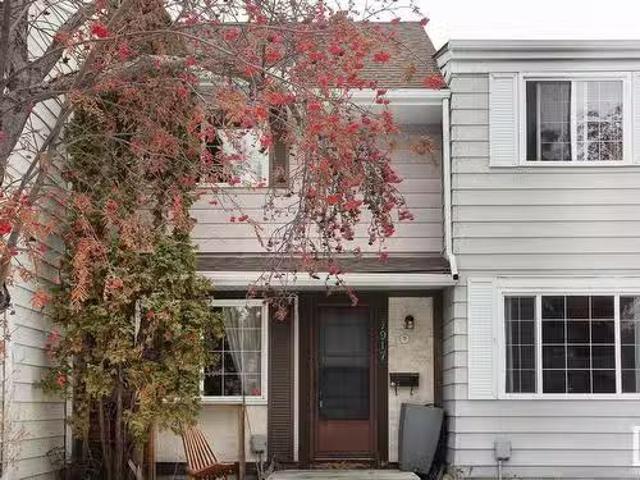 Condo for sale in Wedgewood, Alberta