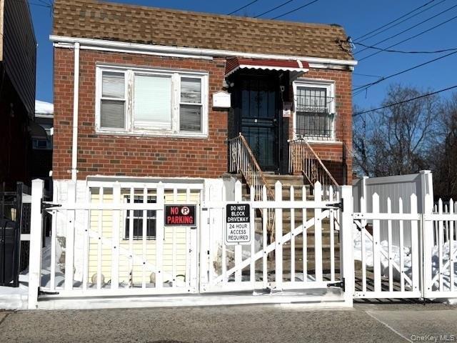 House for sale in Queens, Arverne