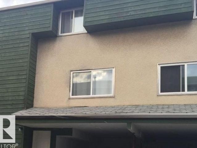Townhouse for sale in Wedgewood, Alberta