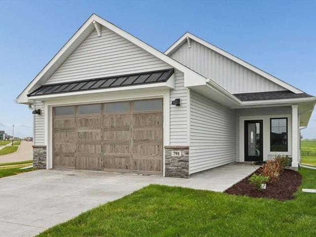 Condo for sale in North Liberty, Iowa
