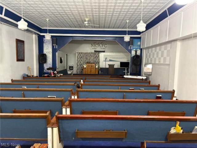 Commercial for sale in Summit, Ohio