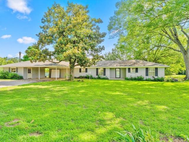House for sale in Titus, Texas