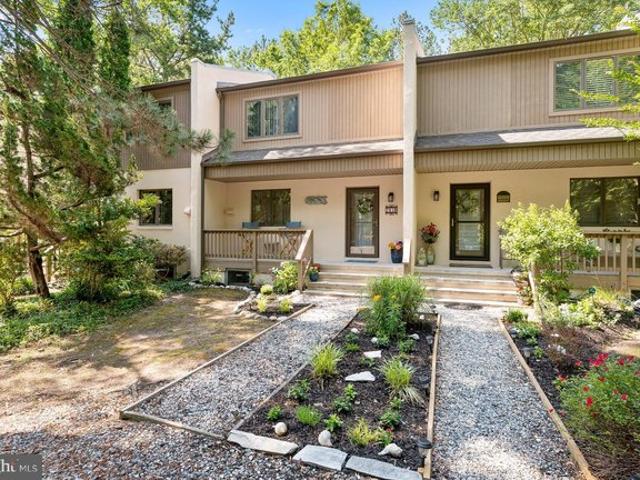 Townhouse for sale in Delaware