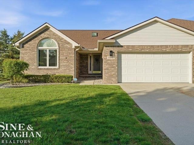 Condo for sale in East China, Michigan