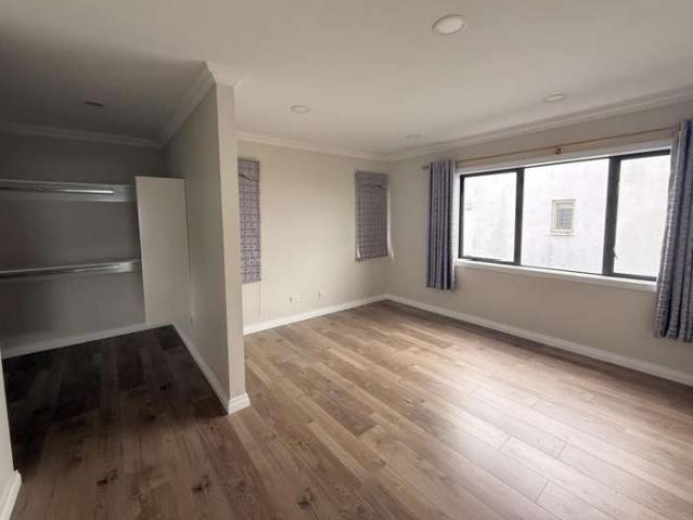 House for rent in Paremoremo