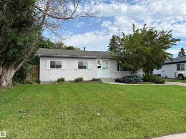 House for sale in Fort Saskatchewan, Alberta