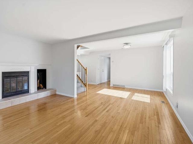Apartment for rent in Mulhurst Bay, Ontario