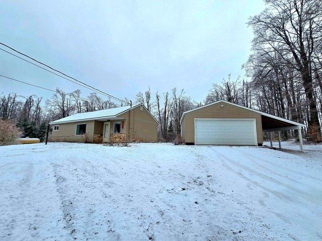 House for sale in Johannesburg, Michigan