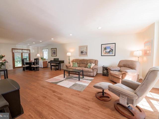 Condo for sale in Philadelphia, Pennsylvania