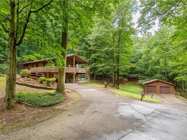House for sale in Dover, Ohio
