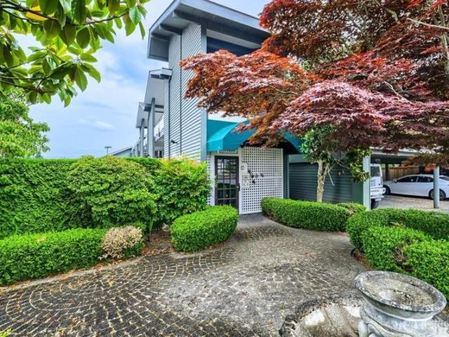 Condo for sale in Edmonds, Washington
