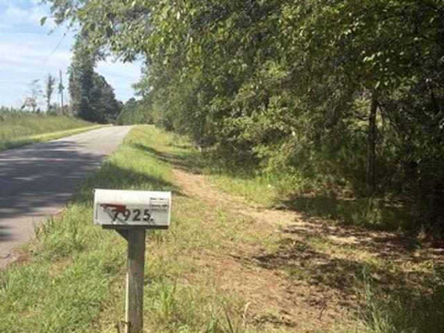 House for sale in Heflin, Alabama