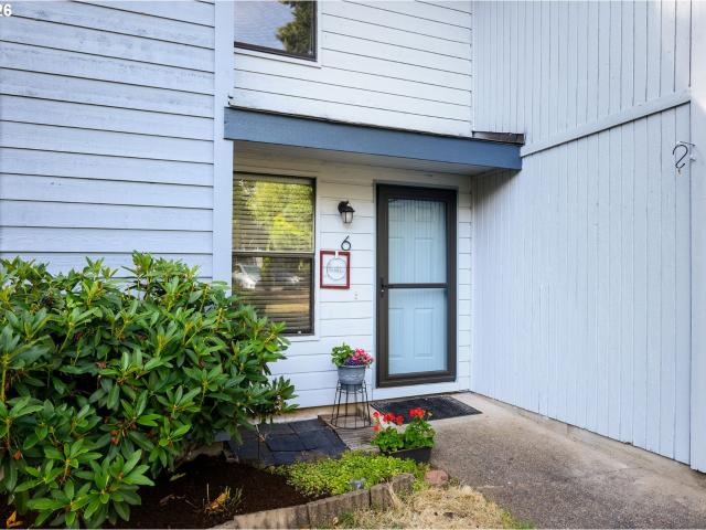Condo for sale in Oregonia