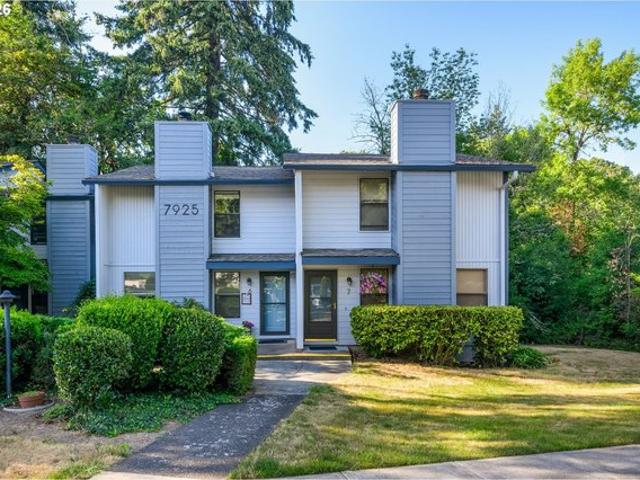 Condo for sale in Oregonia