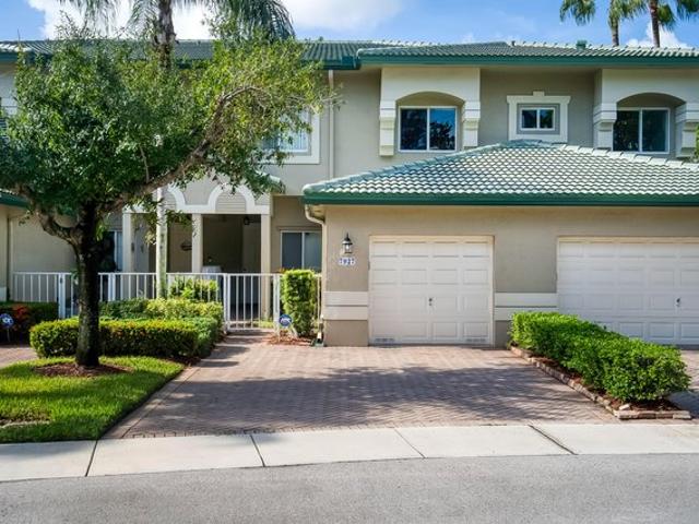 Condo for sale in Tamarac, Florida