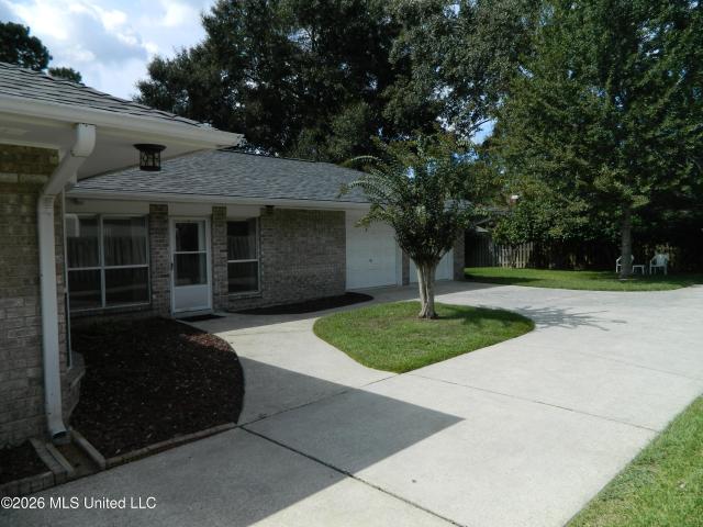 House for sale in Diamondhead, Hancock County