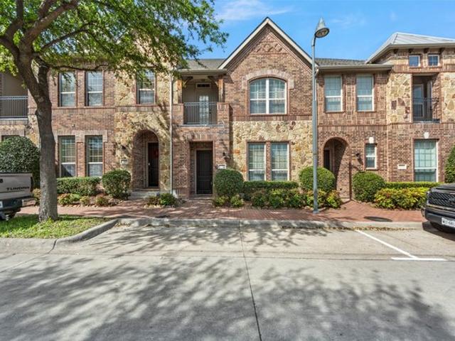 Townhouse for sale in Plano, Texas