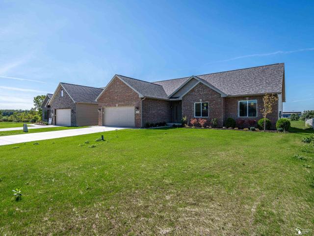 House for sale in Sweet Briar, Monroe Charter Township