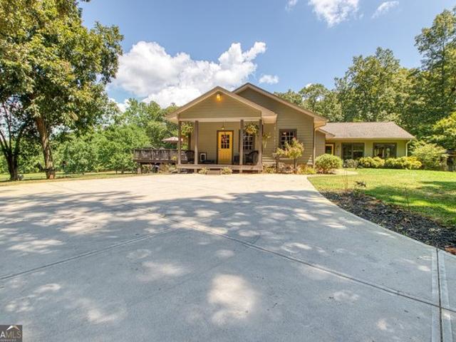 House for sale in Moreland, Georgia