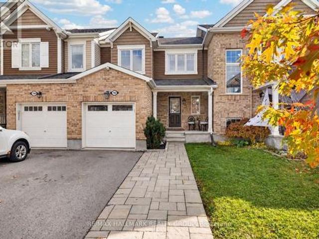 House for sale in Barrhaven West, Ottawa