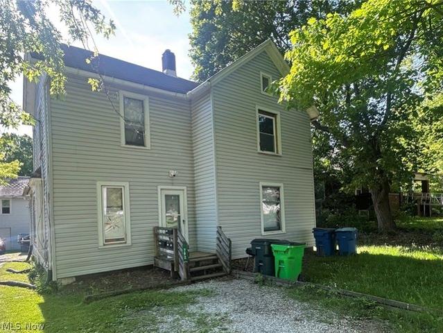 House for sale in Summit, Ohio