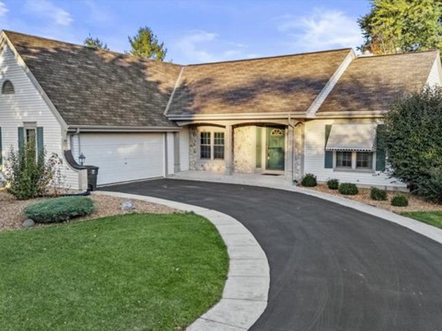 House for sale in Franklin, Milwaukee County
