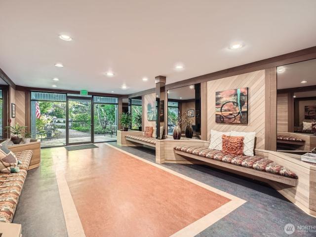 Condo for sale in Mercer Island