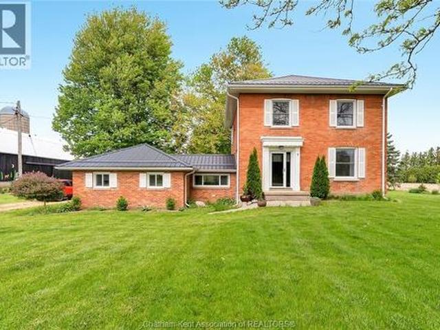 House for sale in Chatham–kent, Ontario