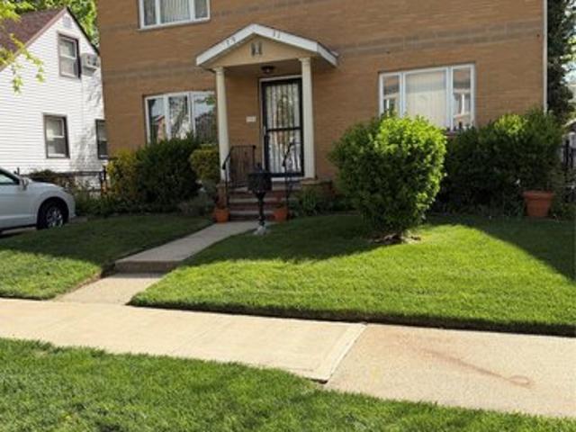 House for sale in Queens, Arverne