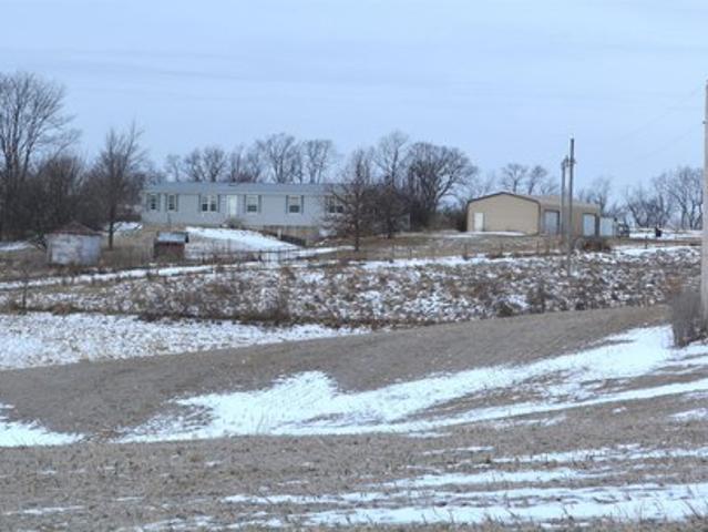 House for sale in Spragueville, Iowa