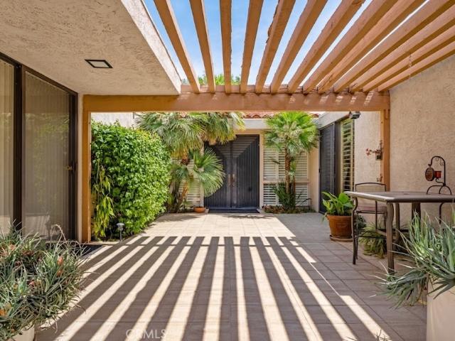 Condo for sale in Bermuda Dunes, California