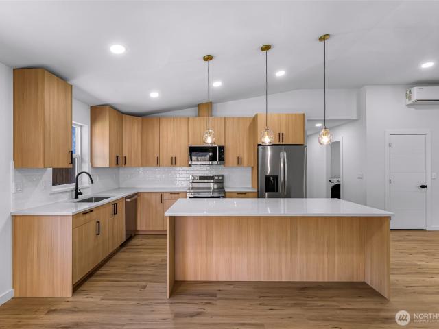 House for sale in Deming, Washington