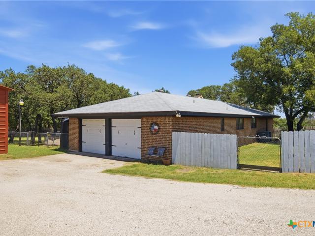 House for sale in Kempner, Lampasas County