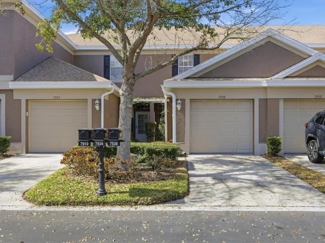 Townhouse for sale in Pinellas Park, Florida