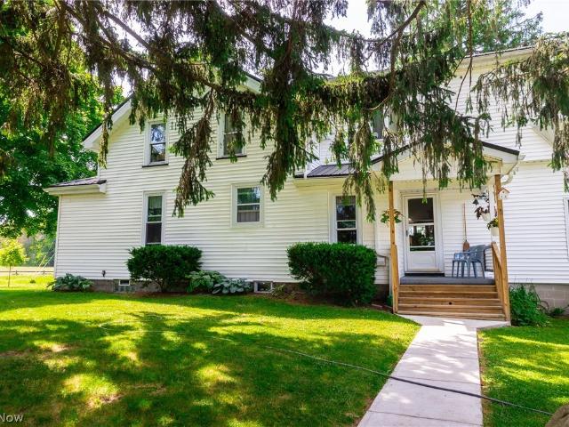 House for sale in Orangeville, Ohio