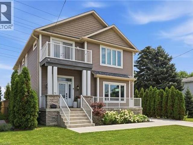 House for sale in Ancaster, Ontario