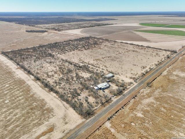 Farm for sale in La Pryor, Texas