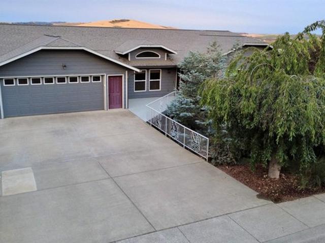 House for sale in Moscow, Idaho