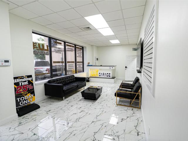 Commercial for sale in Saint James Commercial for sale in Saint James