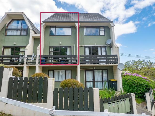 House for rent in Otakou