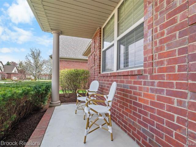 Condo for sale in Romeo, Michigan